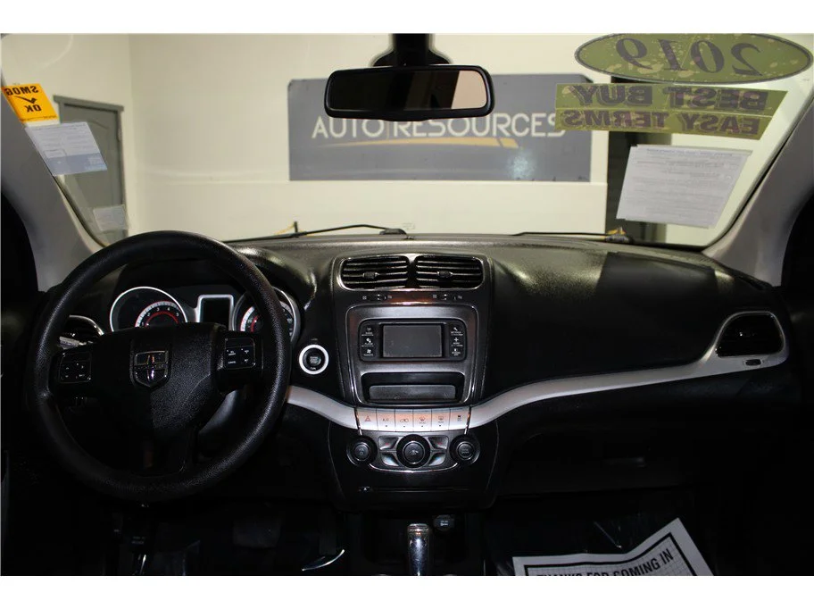 Used 2019 Pitch Black Clearcoat Dodge SE Value Pkg image 14