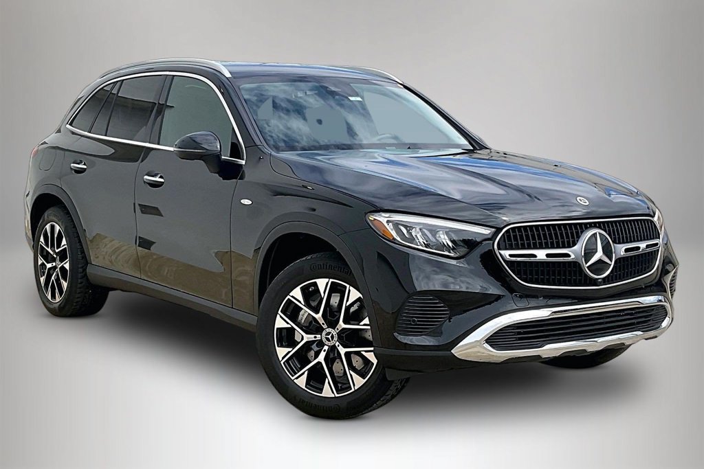 2025 Mercedes-Benz GLC