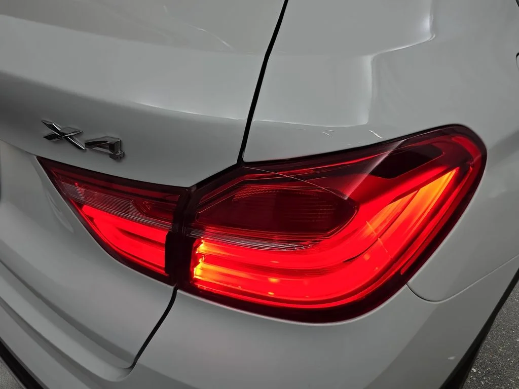 Used 2015 Alpine White BMW xDrive28i image 33