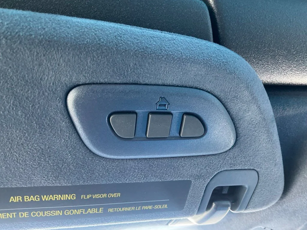 Used 2021 Blue Chevrolet Stingray image 33