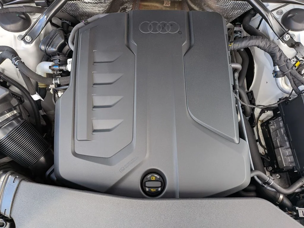 Used 2025 White Audi 2.0T Premium image 36
