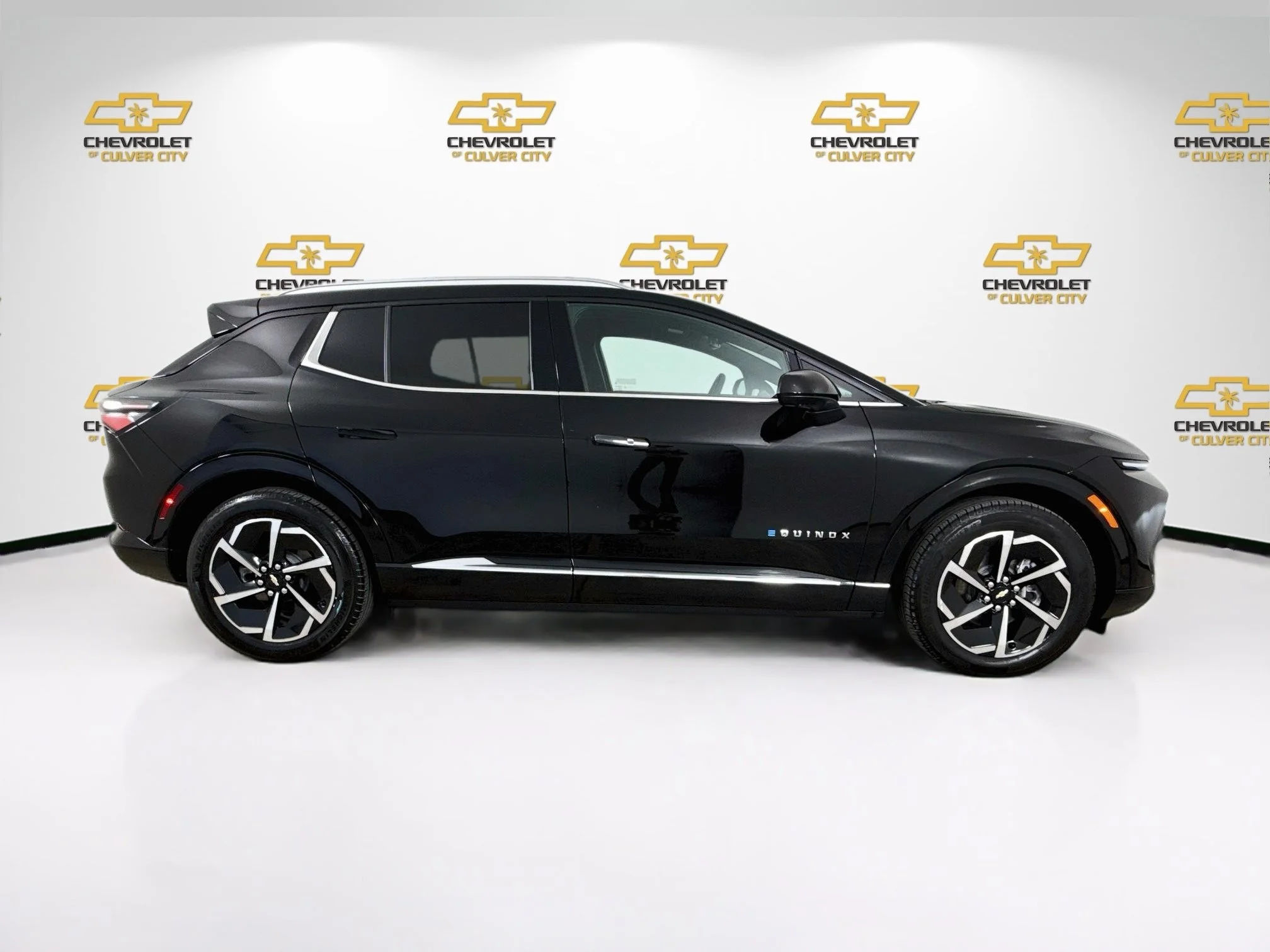 Used 2025 Black Chevrolet LT image 9
