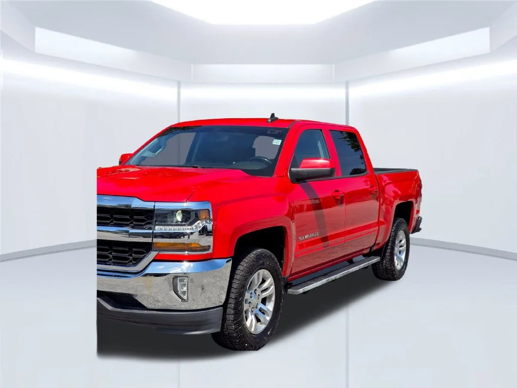 Used 2018 Red Chevrolet LT image 52