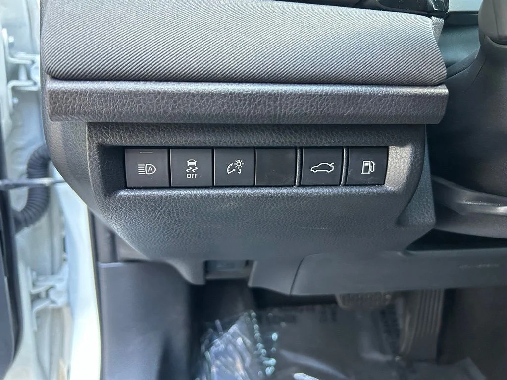 Used 2025 White Toyota LE image 37