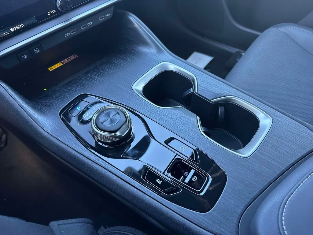 2026 Lexus RZ Premium - Photo 27