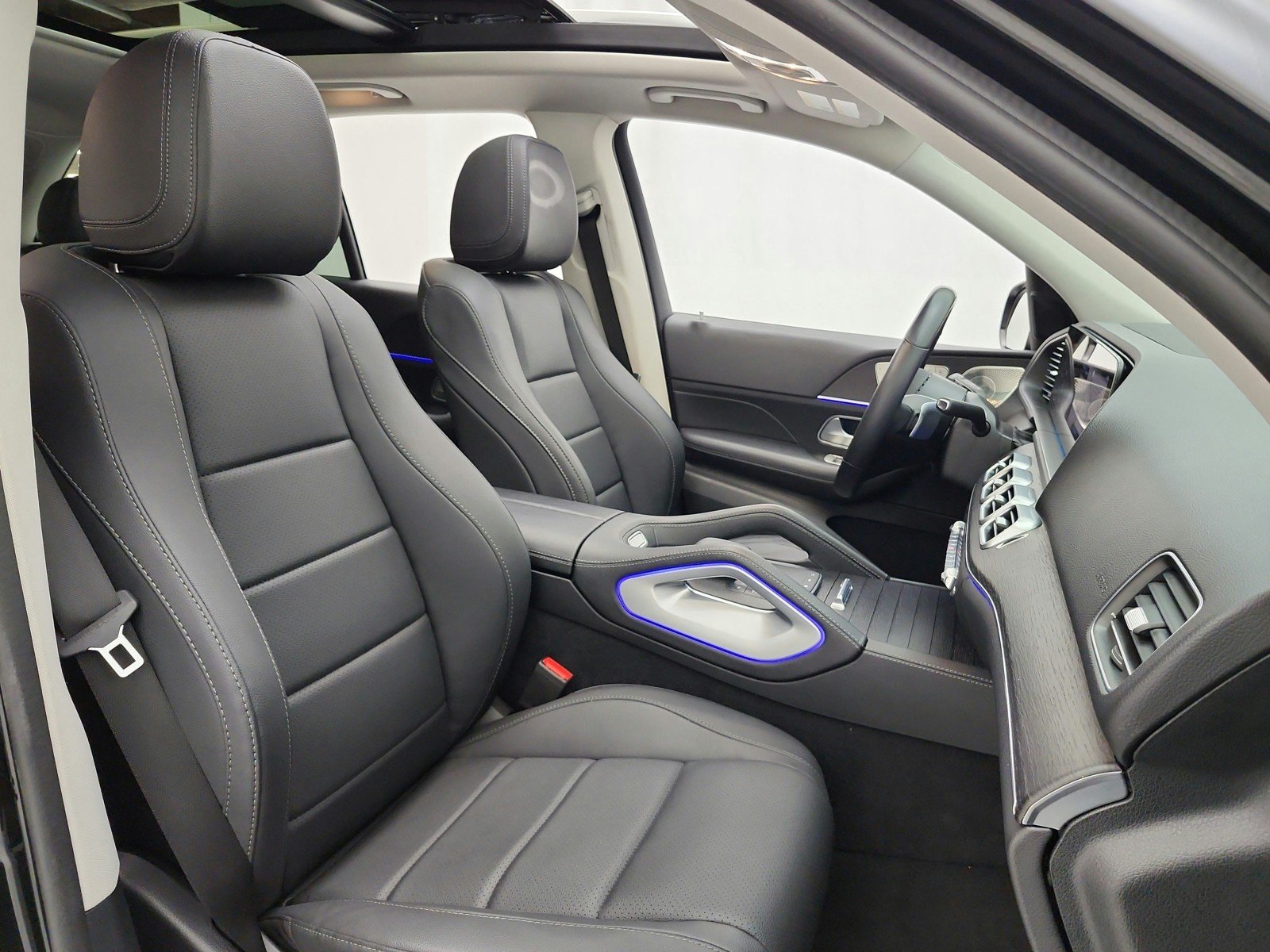 Used 2024 Black Mercedes-Benz GLE 350 4MATIC® SUV image 20