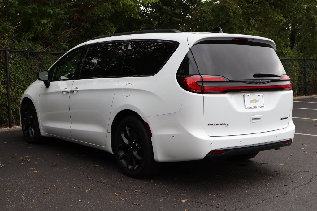 2024 Chrysler Pacifica Limited - Photo 7