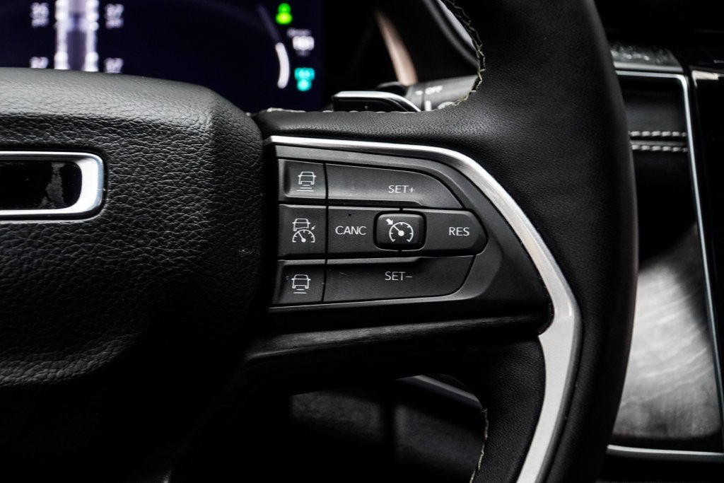 Used 2024 Black Jeep 4xe image 33