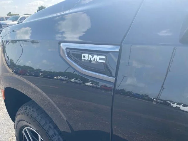 Used 2023 Onyx Black GMC AT4 image 47