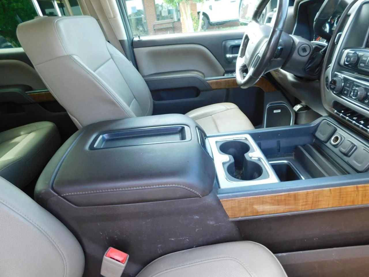Used 2014 Black GMC 4WD Crew Cab 143.5 in SLT image 21