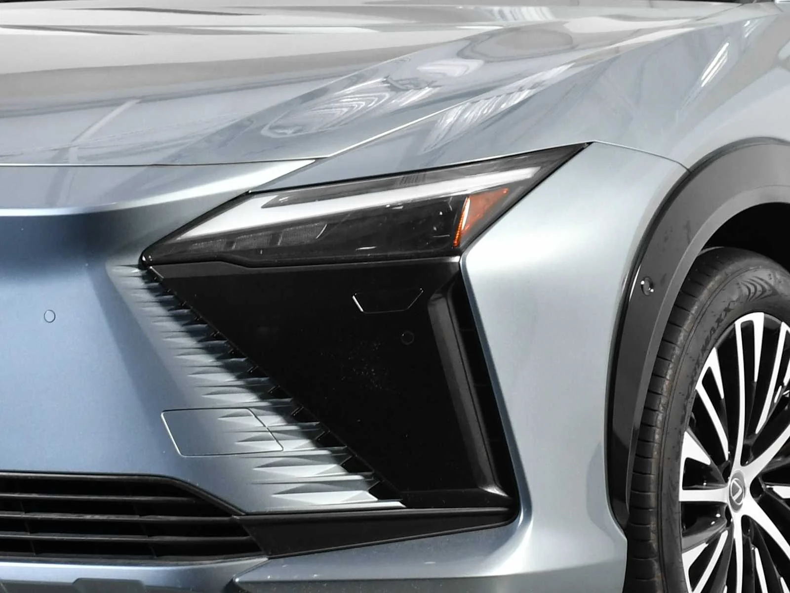 Certified Used 2023 ETHER Lexus Luxury image 11