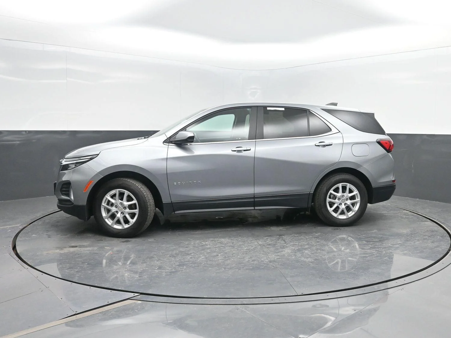 Used 2024 Sterling Gray Metallic Chevrolet LT image 1