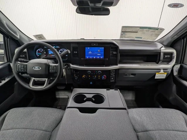 New 2026 Oxford White Ford F-450® XL image 37