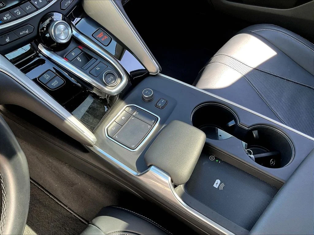 Certified Used 2025 Liquid Carbon Metallic Acura Technology Package image 19