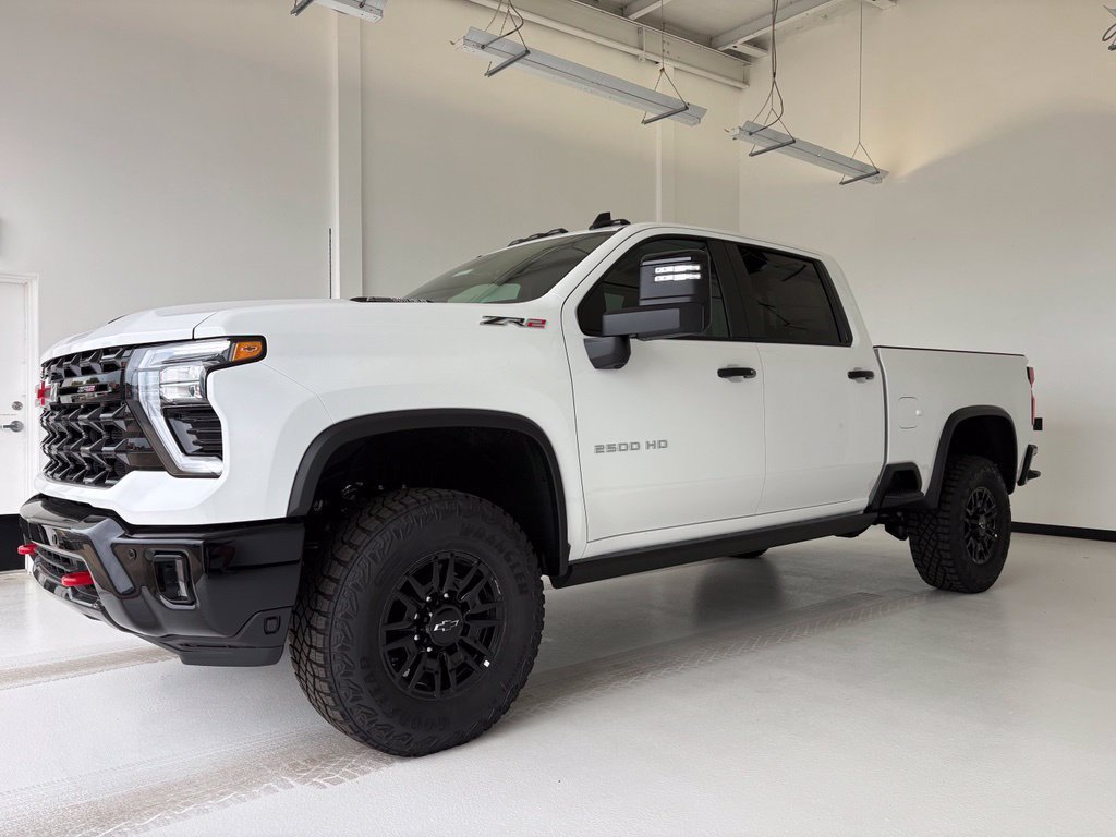2026 Chevrolet Silverado 2500 HD ZR2 - Photo 20