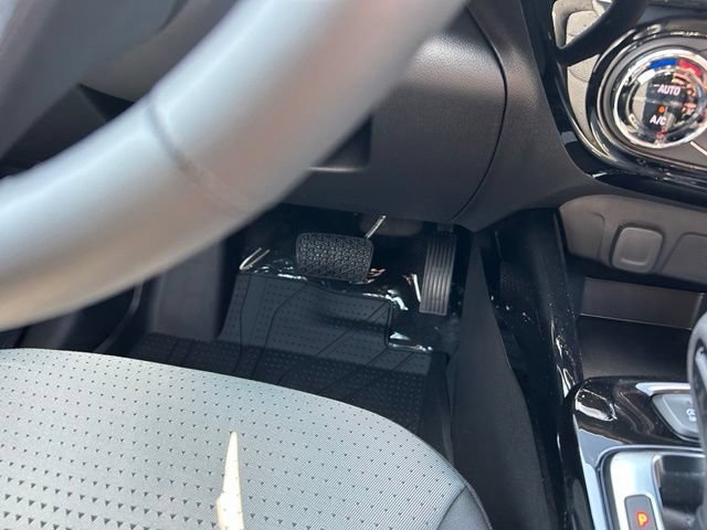 2026 Chevrolet Trax LT - Photo 19