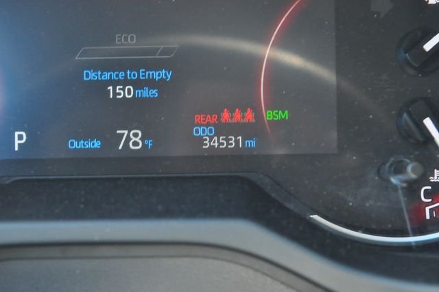 Certified Used 2025 Silver Toyota XLE image 28