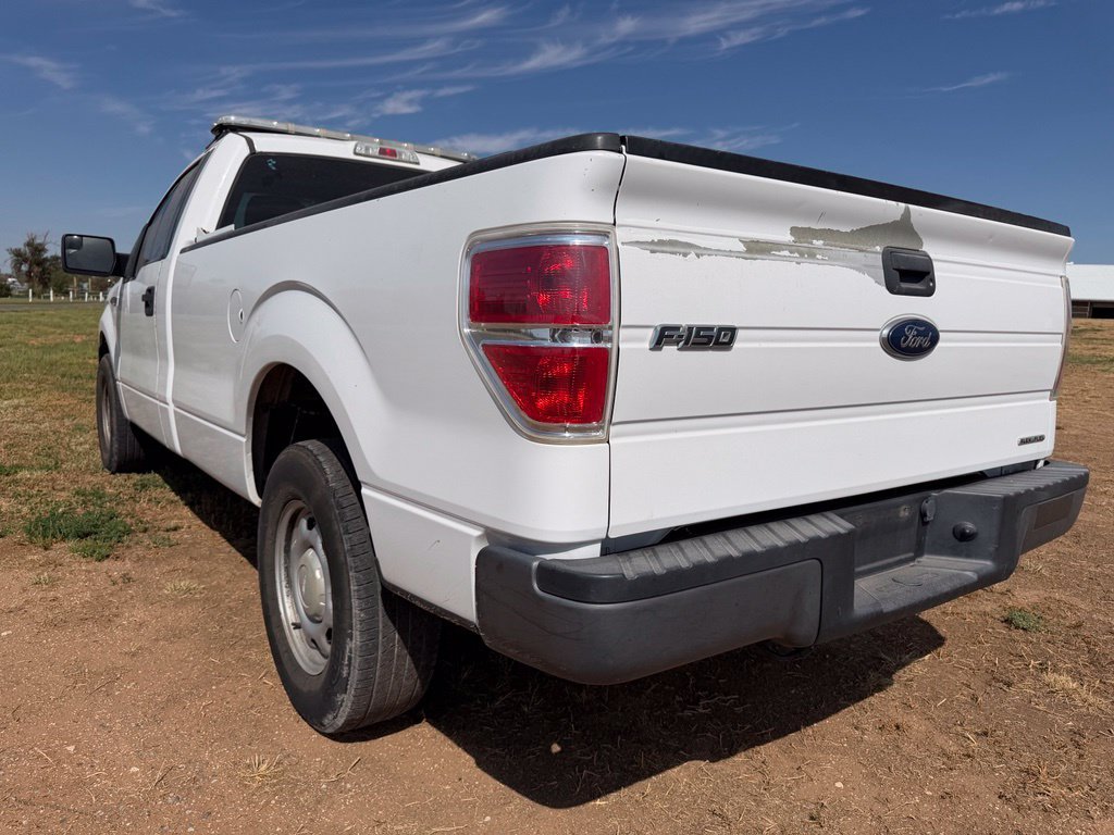 Used 2014 Oxford White Ford XL image 7