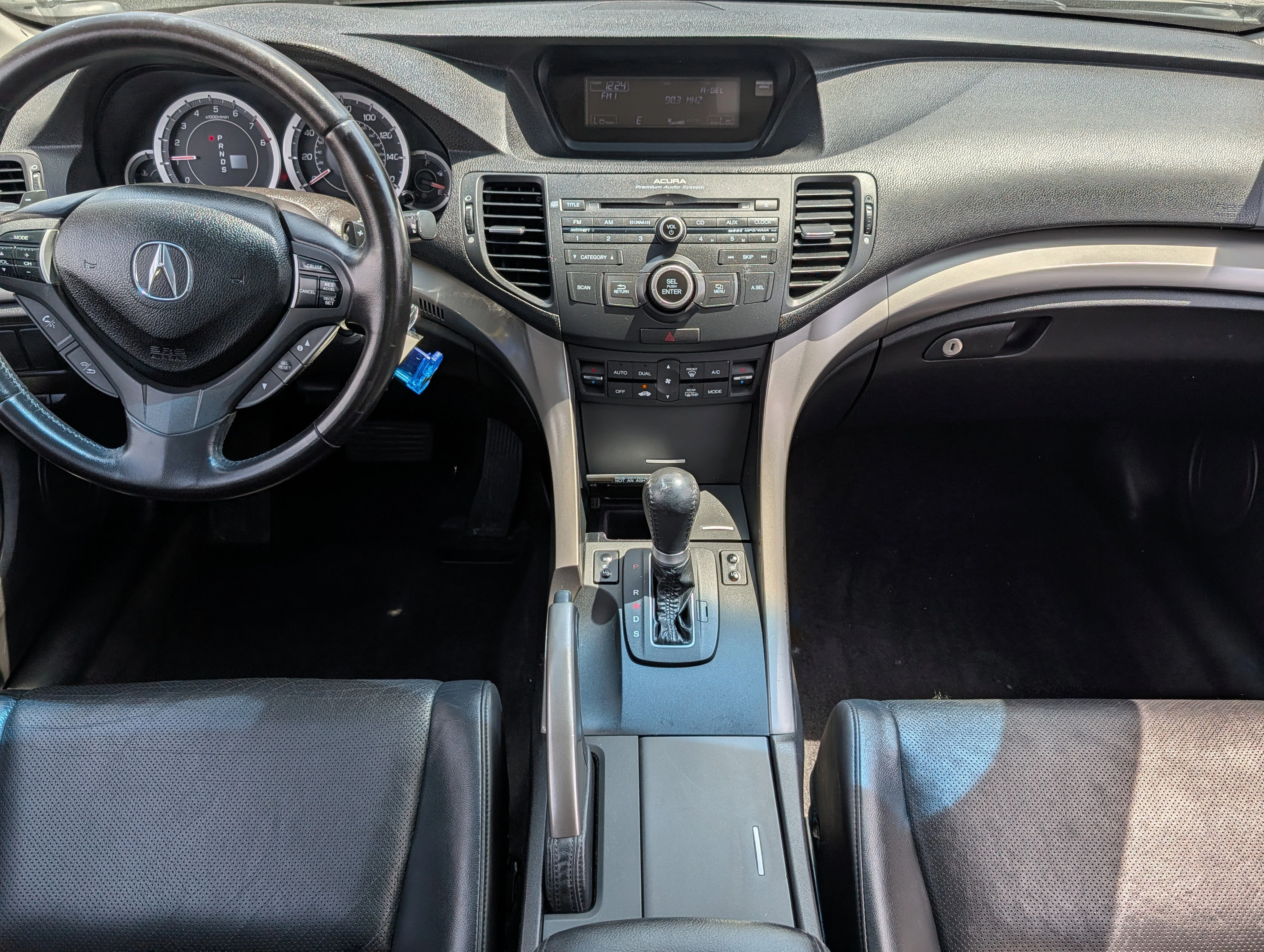 Used 2010 Palladium Metallic Acura  image 10