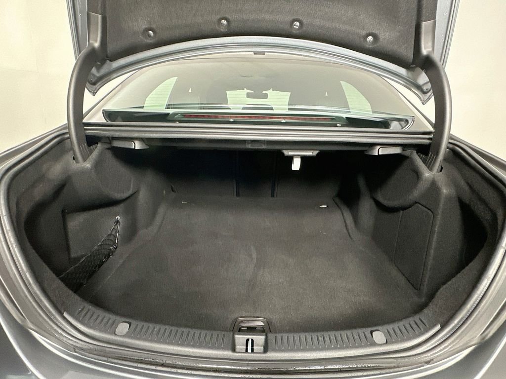 Used 2017 Gray Mercedes-Benz E 300 image 24