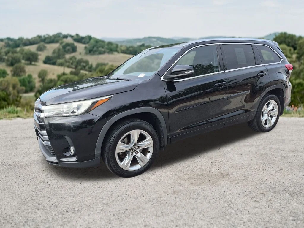 Used 2018 Black Toyota Limited image 3