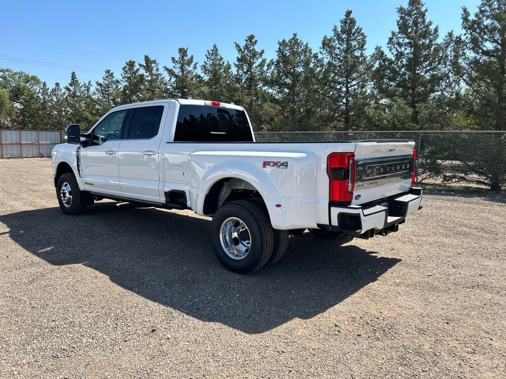 New 2026 Star White Metallic Tri-Coat Ford Platinum image 4