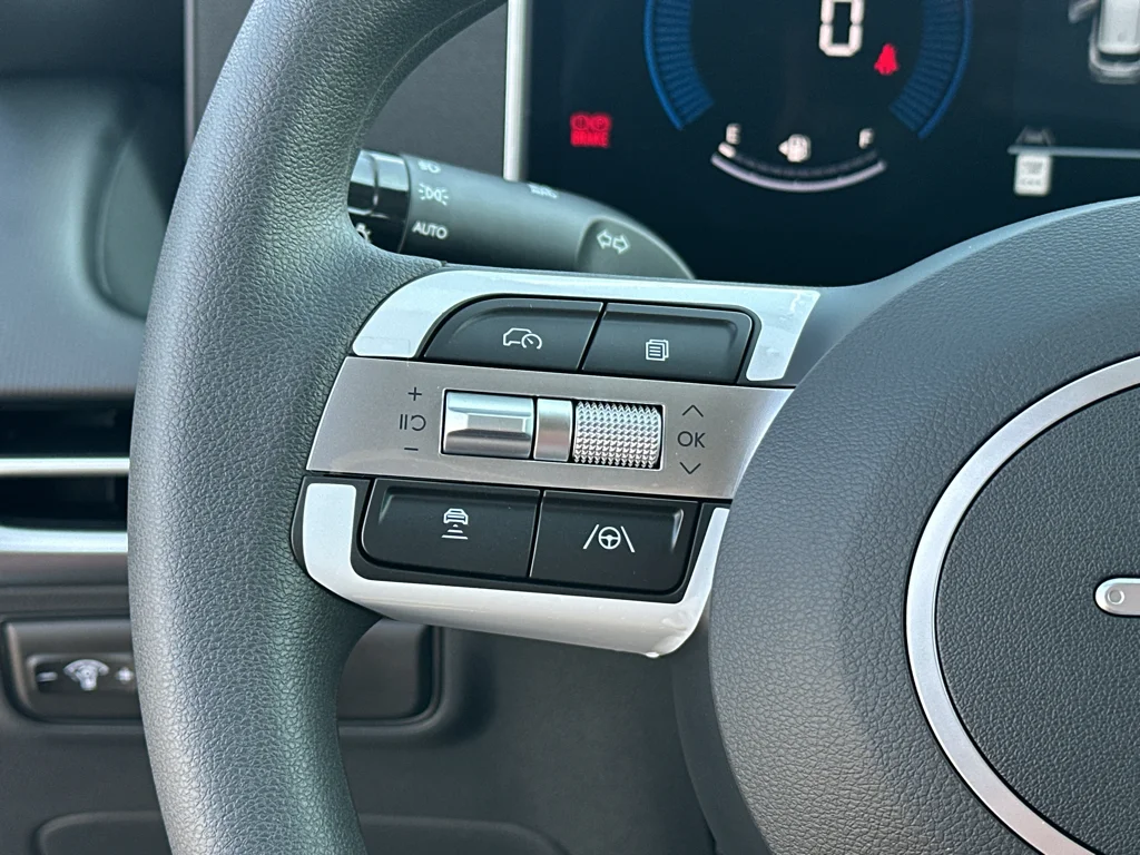 New 2026 Ecotronic Gray Hyundai SEL Plus image 17