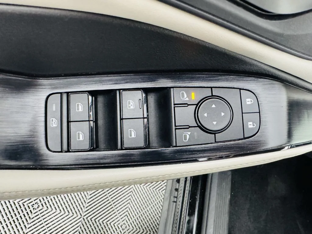 Used 2025 Black Nissan SV image 10