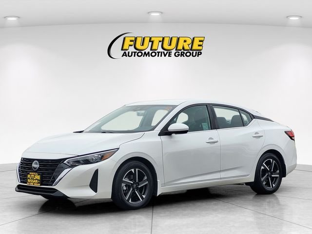 Used 2024 White Nissan SV image 5