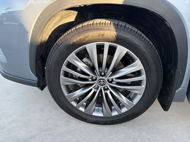 2021 Toyota Highlander Platinum - Photo 32