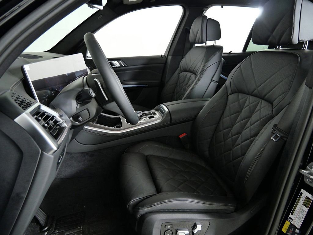 Used 2026 Black Sapphire Metallic BMW xDrive50e image 37