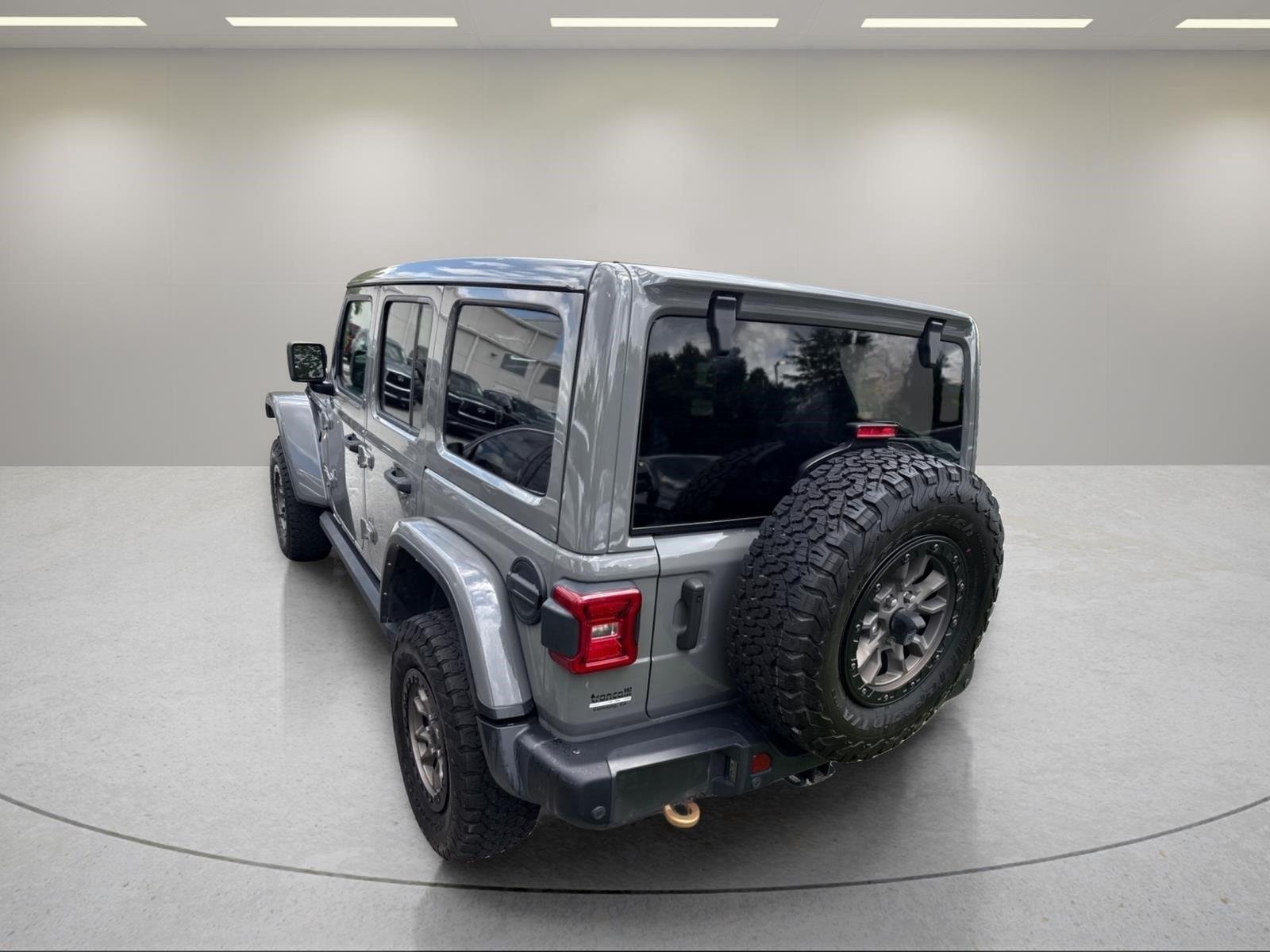 Used 2023 Sting-Gray Clearcoat Jeep Rubicon 392 image 10