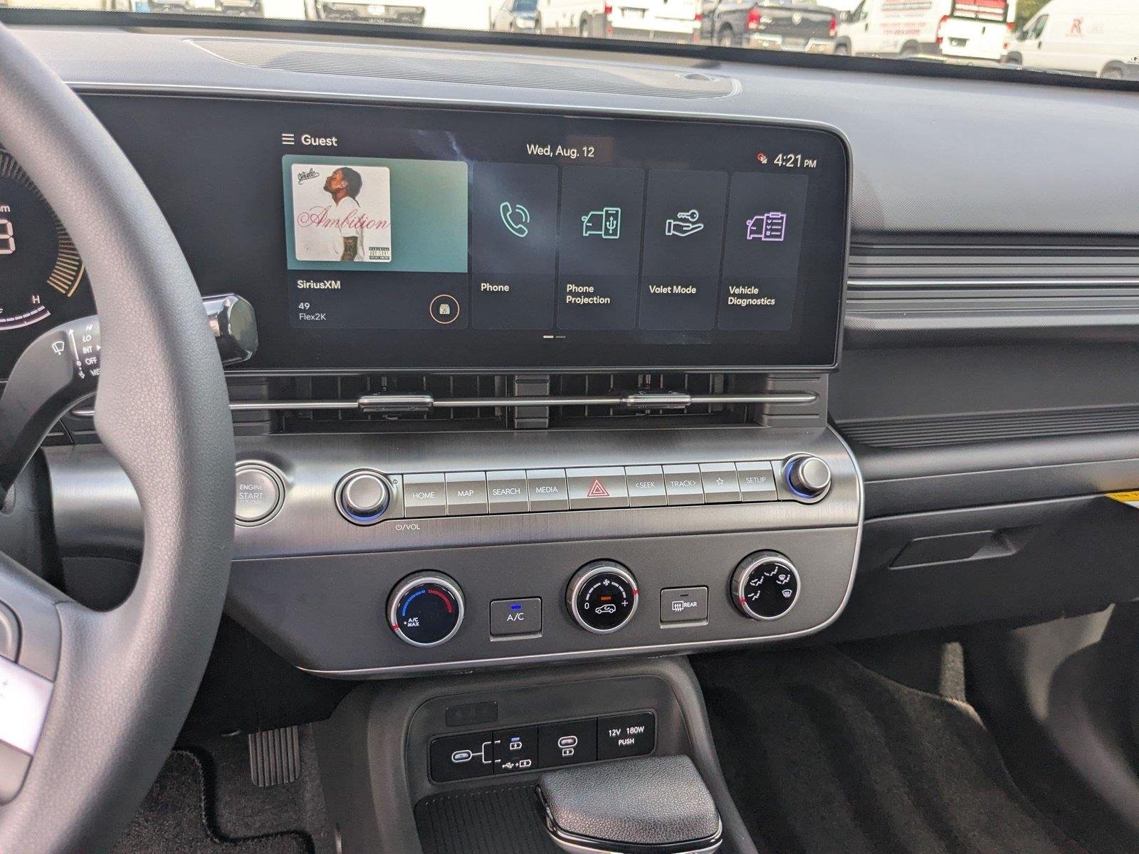 New 2027 Atlas White Hyundai SE image 17
