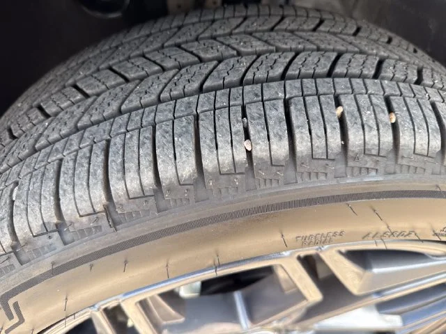 Used 2025 Gray Nissan SR image 28