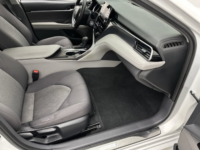 2023 Toyota Camry LE - Photo 23