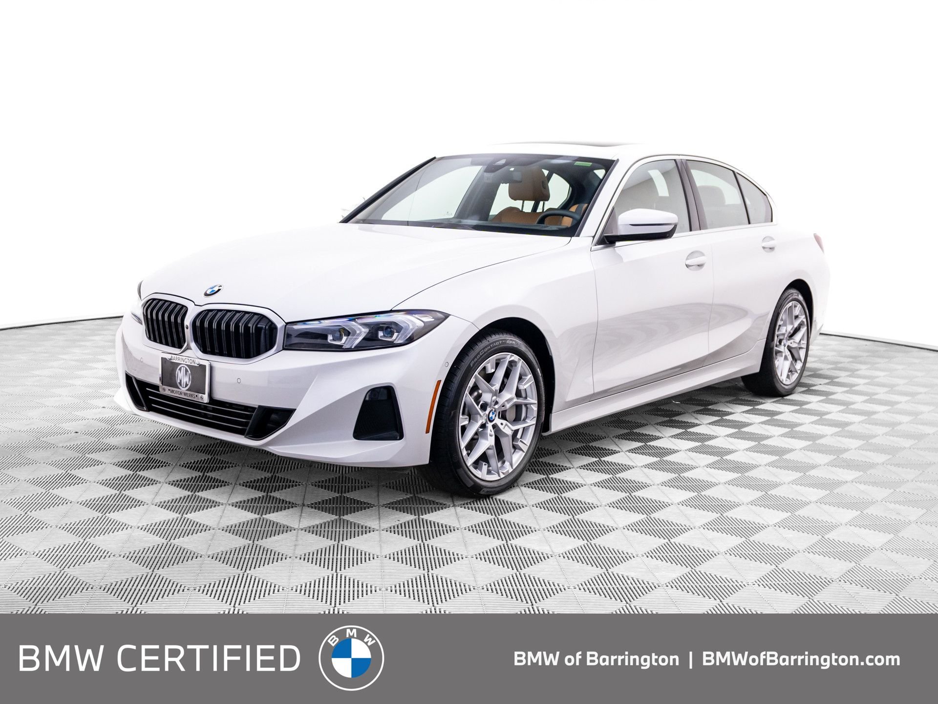2025 BMW 3 Series 330i xDrive Sedan's photo