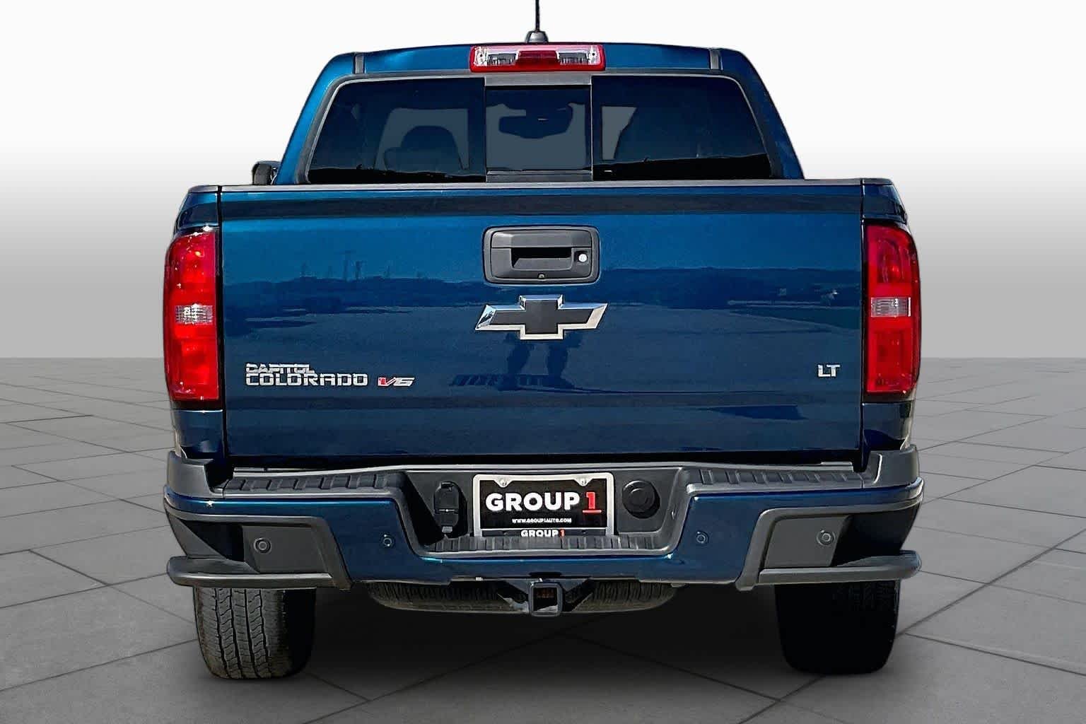 Used 2020 Pacific Blue Metallic Chevrolet 2WD LT image 5