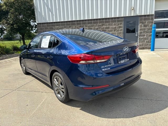 Used 2017 Lakeside Blue Hyundai SE image 8