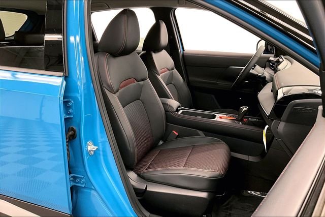 New 2025 Arctic Ice Blue Metallic/Super Black Nissan SR image 35