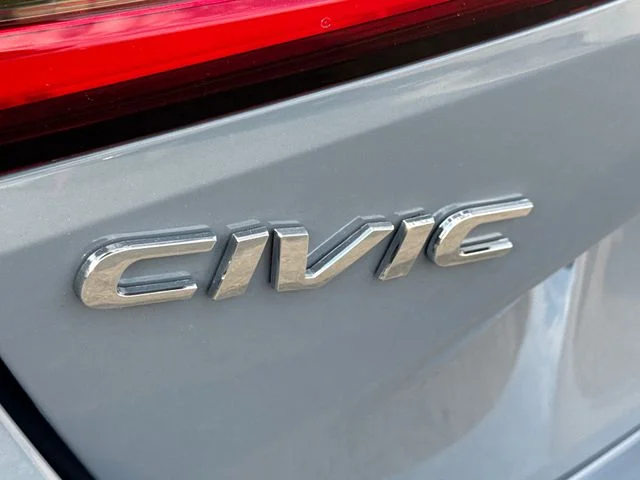 Used 2023 Sonic Gray Pearl Honda Sport image 13