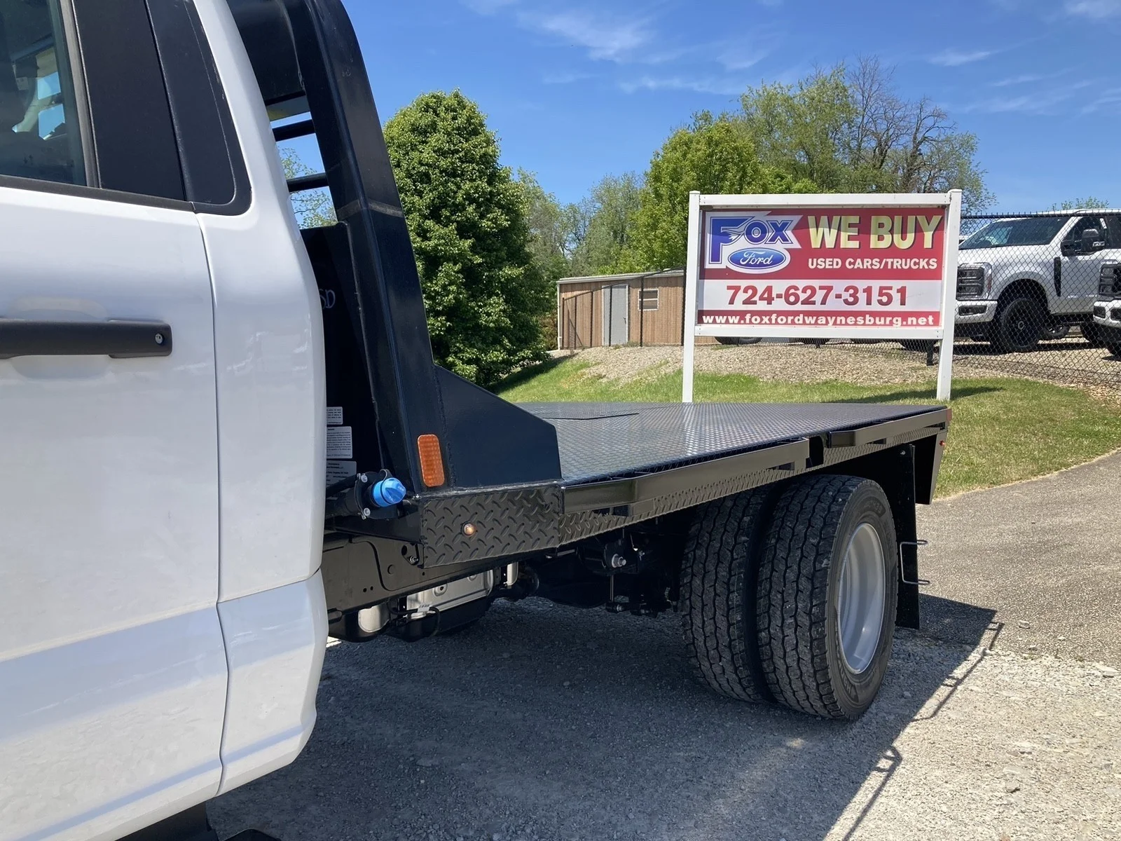 New 2026 Oxford White Ford F-600® XL image 10
