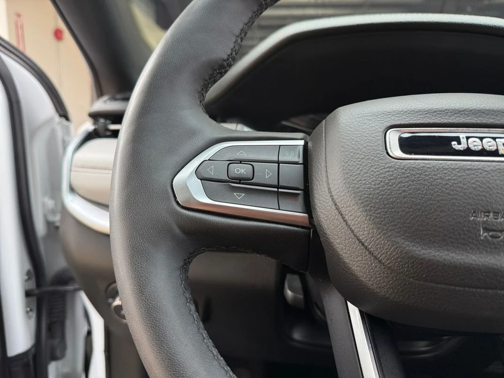 2025 Jeep Compass Limited - Photo 24