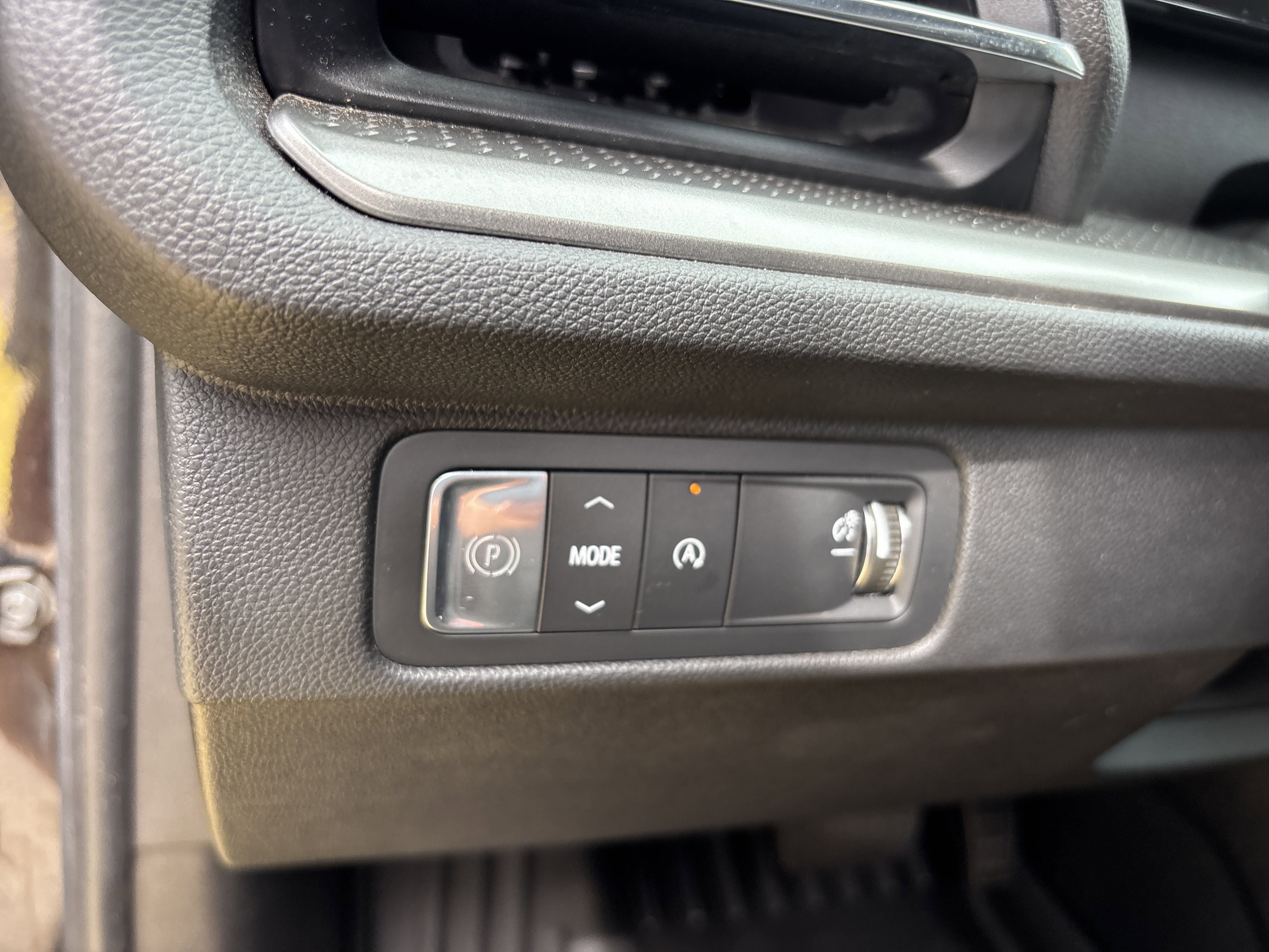 Used 2024 Mosaic Black Metallic Chevrolet LT image 26