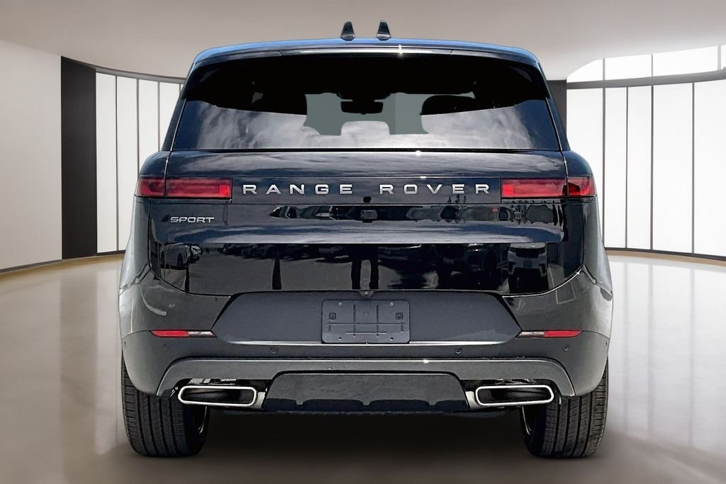 New 2026 Santorini Black LAND ROVER SE image 4