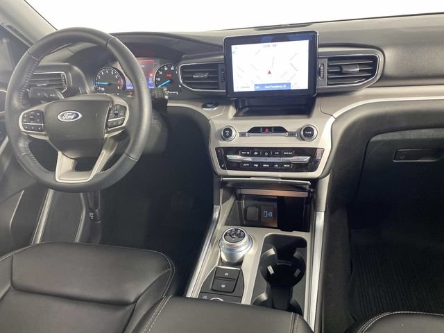 Used 2023 Black Ford XLT image 14