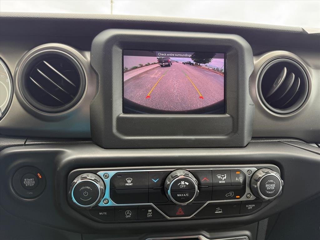 Used 2022 GRAY Jeep Sport image 18