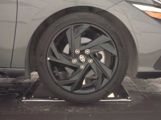 Certified Used 2026 Amazon Gray Hyundai SEL Sport image 19