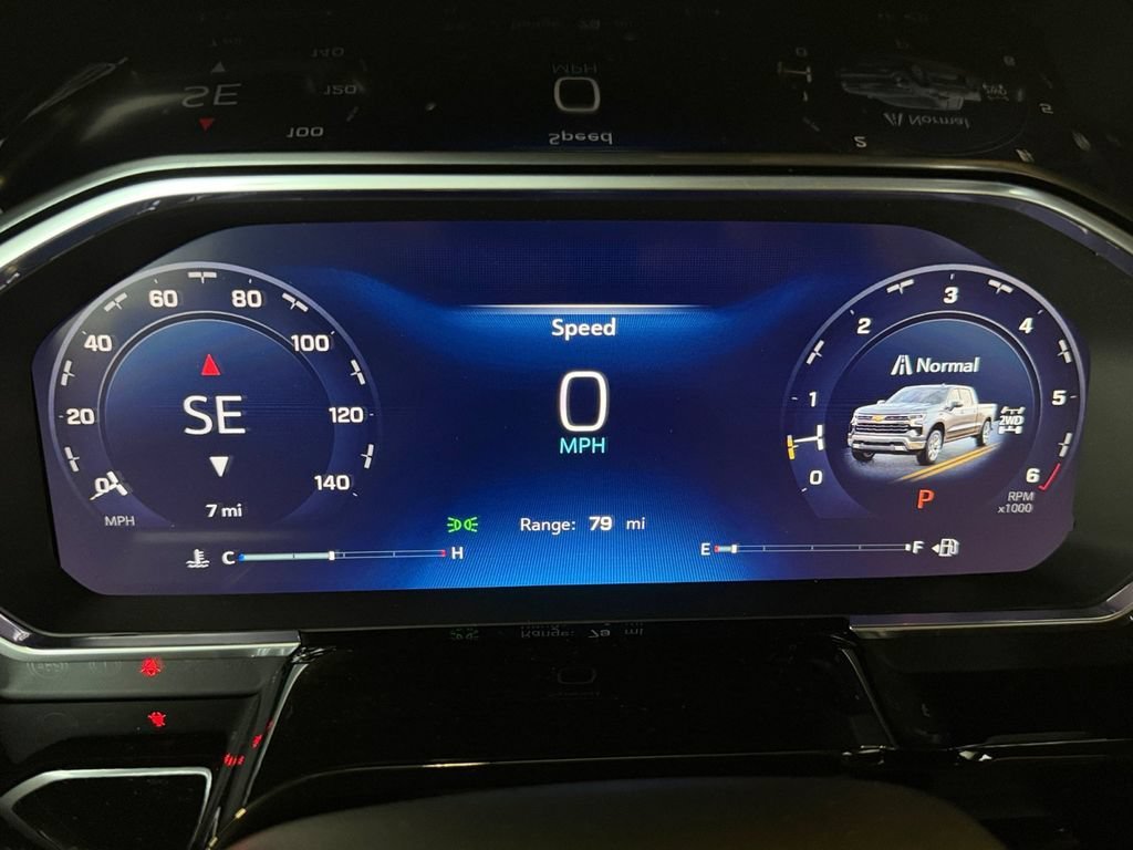 New 2026 Summit White Chevrolet LT image 20