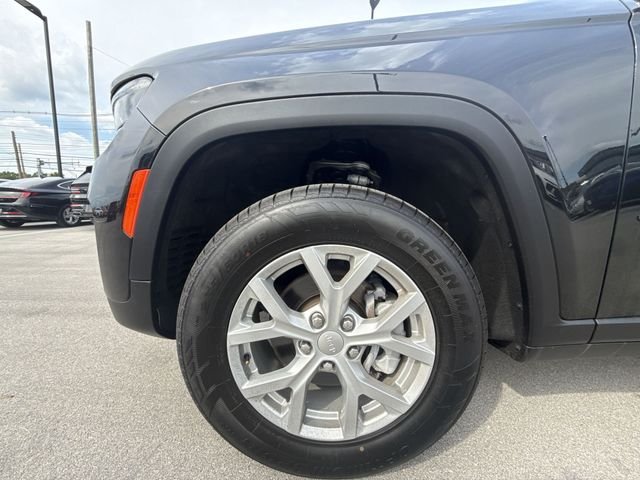 Used 2023 Black Jeep Limited image 10