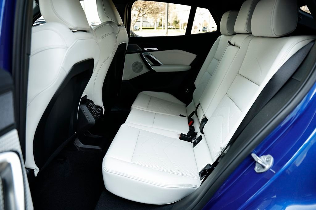 New 2026 Portimao Blue Metallic BMW xDrive28i image 25